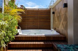 How to Make Hot Tubs an Oasis